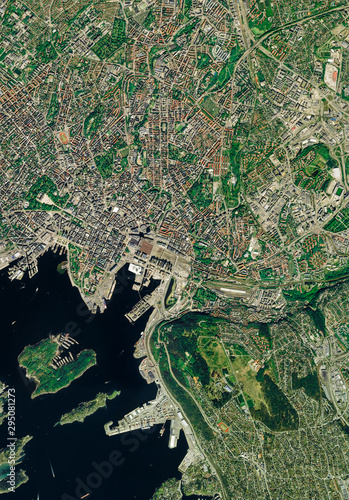 Fototapeta Naklejka Na Ścianę i Meble -  High resolution Satellite image of Oslo, Norway (Isolated imagery of Norway. Elements of this image furnished by NASA)