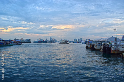  Pattaya Pier Is a beautiful tourist destination When the sun goes down With many ships waiting Tourist service © Diamon jewelry