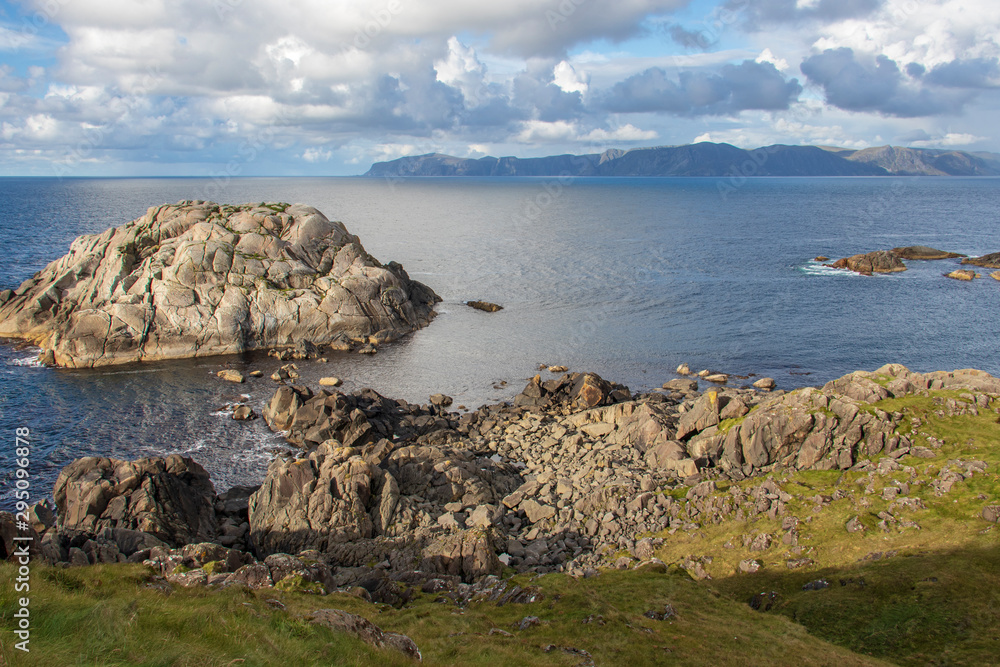 Landschaft der Insel Vågsøy - Norwegen 3