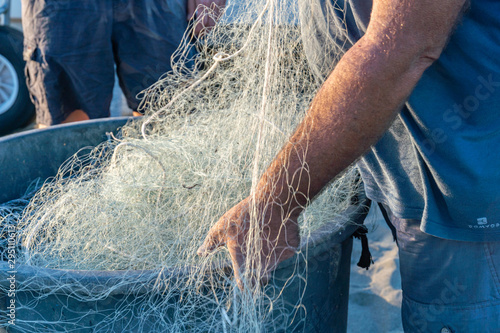 Obraz na plátně Untangling the net