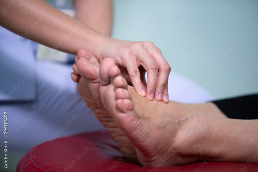 Fototapeta premium Check Foot and massage