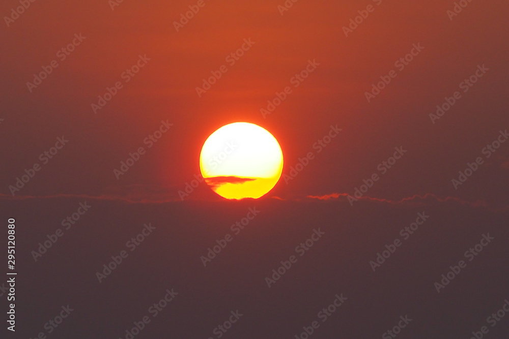Fototapeta premium Closeup of beautiful sunset view and dark sky for inspiration of the new day and natural background
