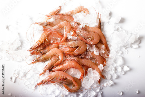 Photos Gambas frescas sobre hielo