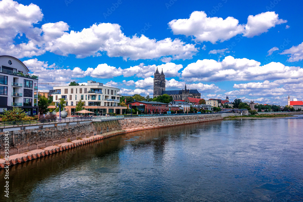 Obraz premium Magdeburg an der Elbe