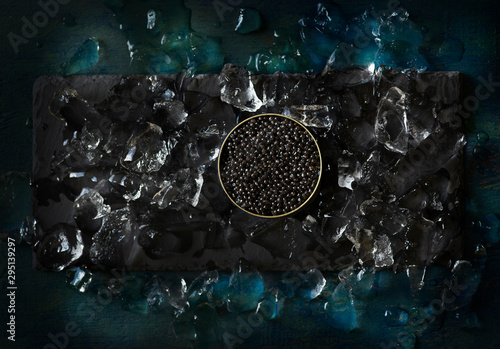Ossetra caviar  photo