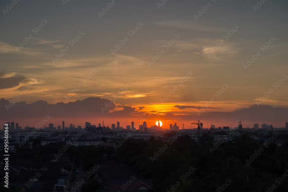 Fototapeta premium Twilight sunset.