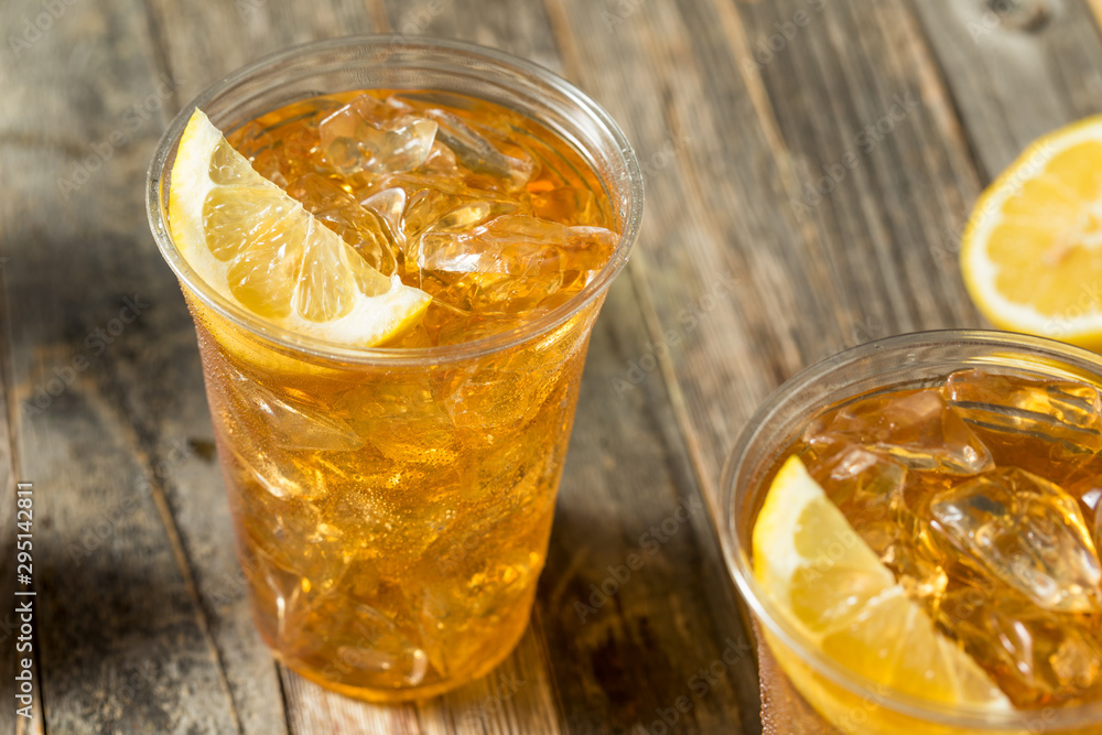 Refreshing Cold Iced Tea Refreshing Cold Iced Tea