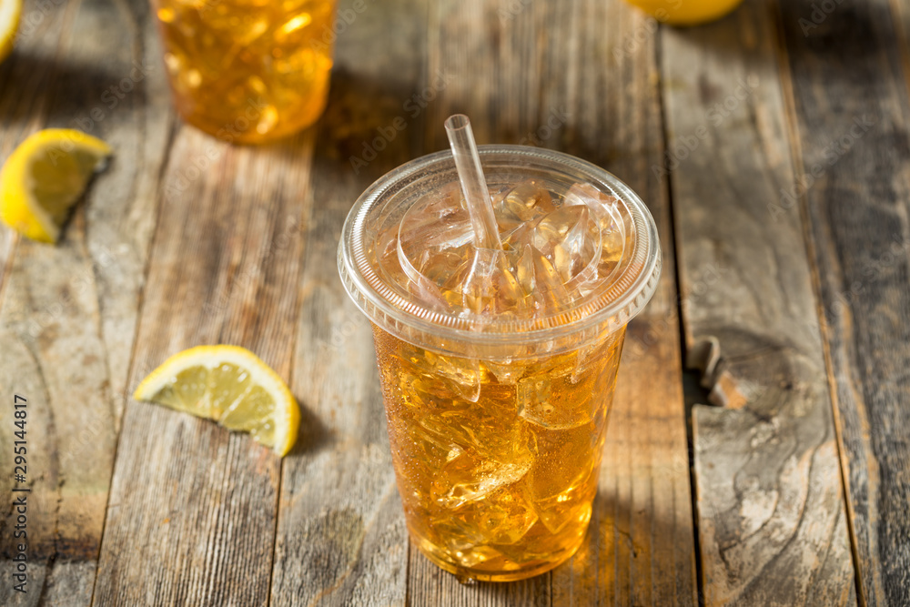 Refreshing Cold Iced Tea Refreshing Cold Iced Tea