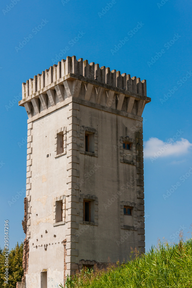 The tower of Villa Morosini in Lusia