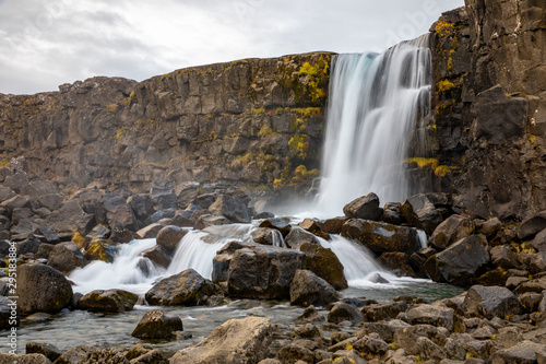  xar  rfoss in   ingvellir national park in Iceland