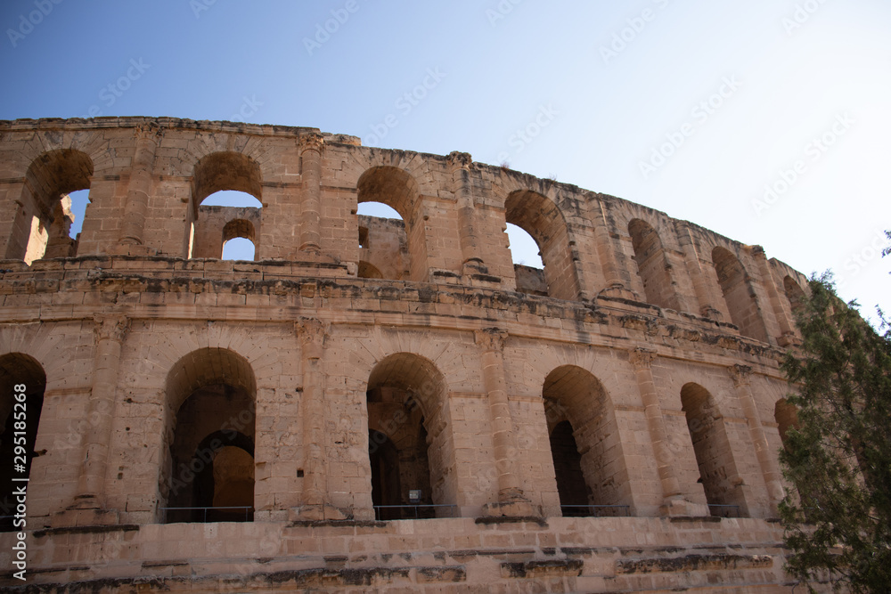 Colosseum Tunisia architecture