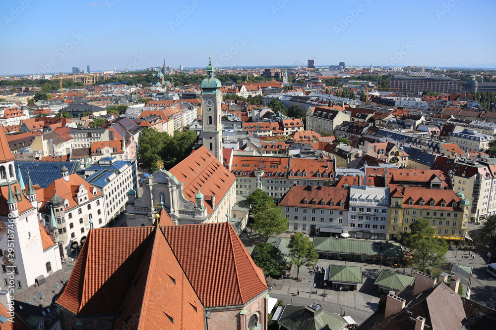 Ausblick vom Alten Peter auf die Münchner Altstadt