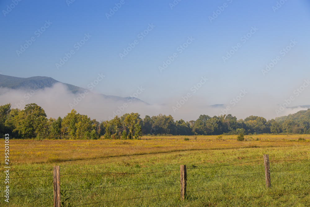 Fototapeta premium Cades Cove in Great Smoky Mountains National Park