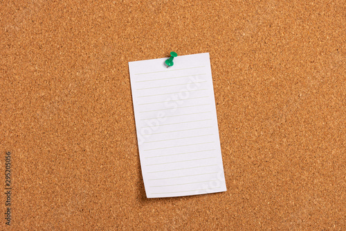 blank note on cork board