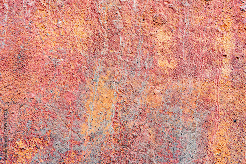 Tekstura betonowa ściana z pęknięciami i rysami które mogą używać jako tło