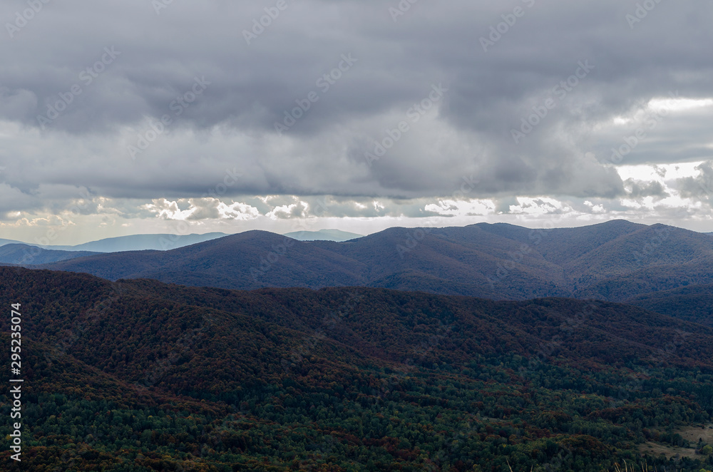 Panorama z połoniny Wetlińskiej Bieszczady Panorama z połoniny Wetlińskiej Bieszczady