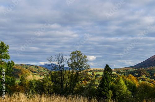 Fototapeta Naklejka Na Ścianę i Meble -  Panorama z połoniny Wetlińskiej Bieszczady