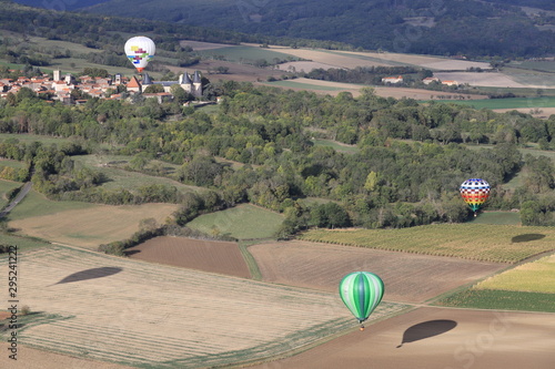 vol en Montgolfière sur l'Auvergne photo