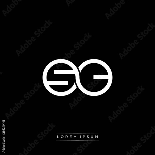 SC initial letter linked circle capital monogram logo modern template silver color version