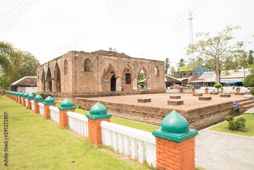 Krue Sae Mosque, Pattani Province photo