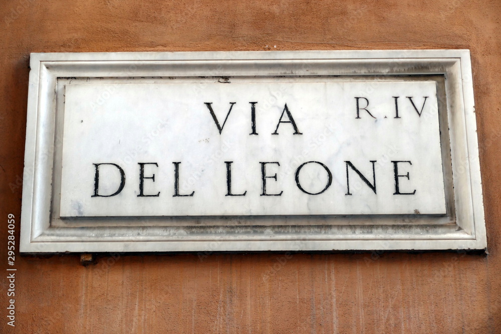 Obraz premium nomi delle strade e piazze di roma,italia