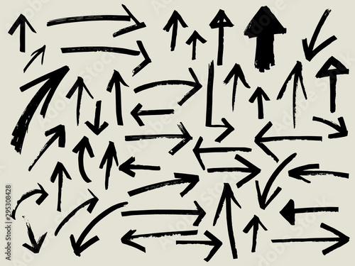 black arrow doodle sketch element