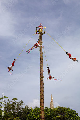 Los Voladores photo