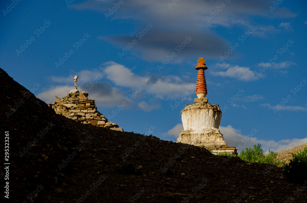 stupa 50