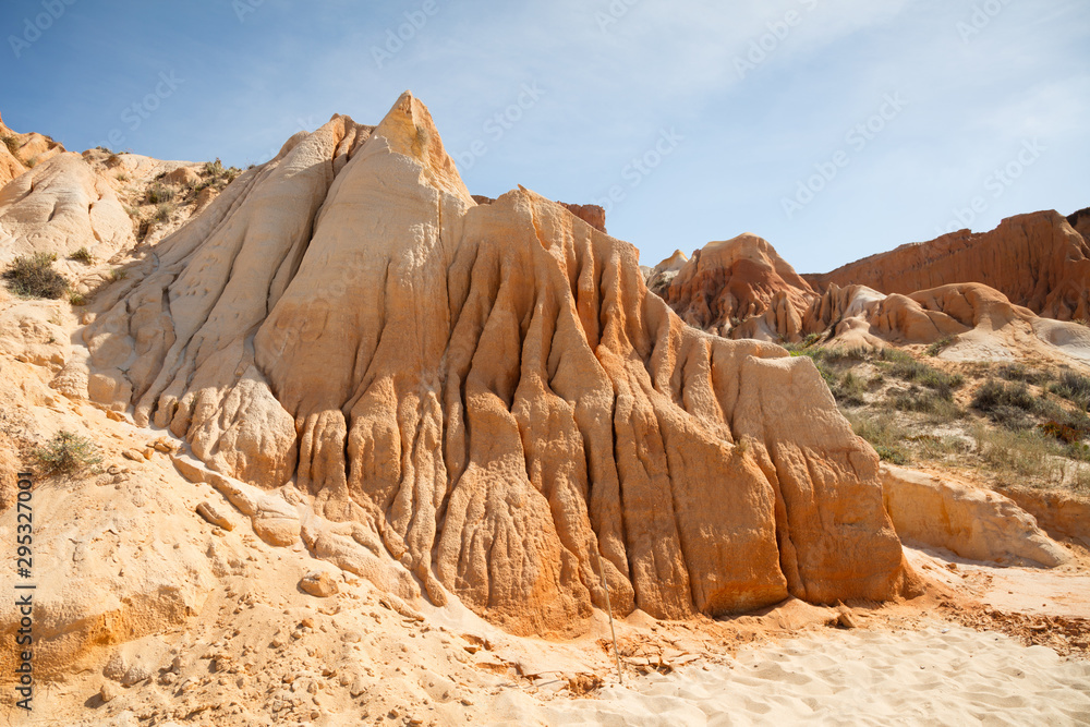 Felsenküste aus Sandstein, Atlantikküste, Algarve, Portugal, Europa