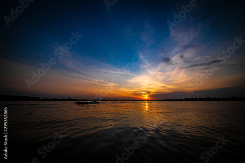 Rio negro sunrise - Amazon