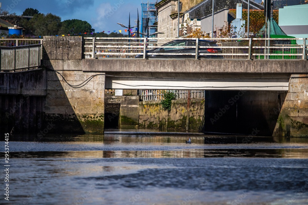 Obraz premium looking towards lemon quey in Truro