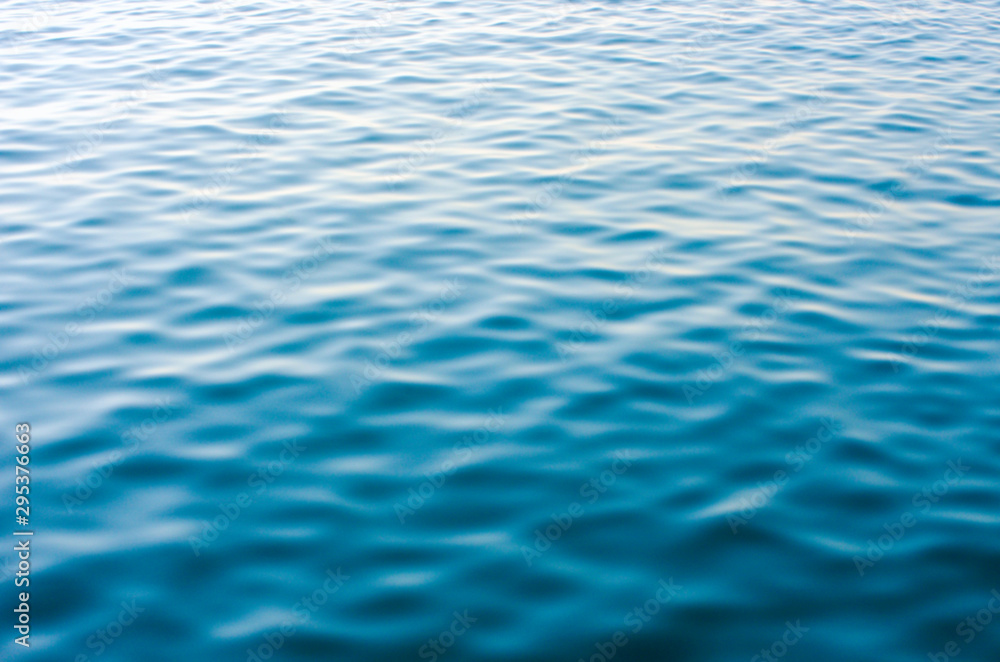 Naklejka premium Blue sea water background texture