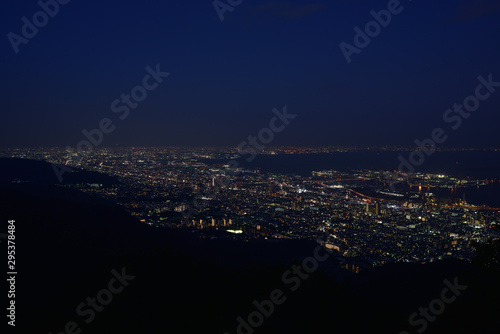 日本の兵庫県神戸市の六甲の夜景 © 仁 藤原