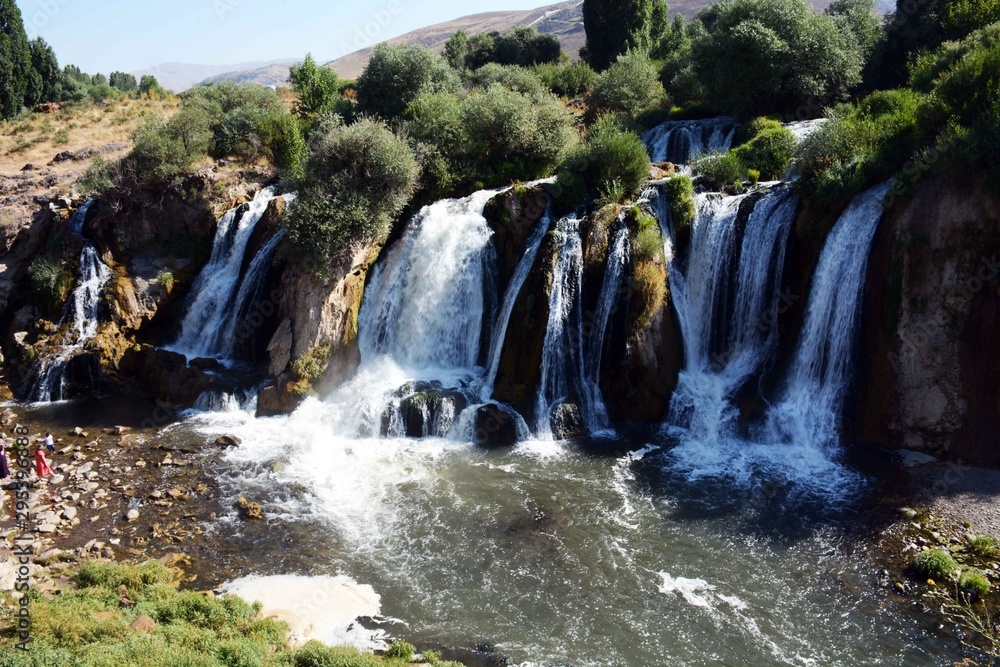 Obraz premium waterfall in forest