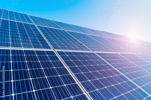 Solar photovoltaic power station