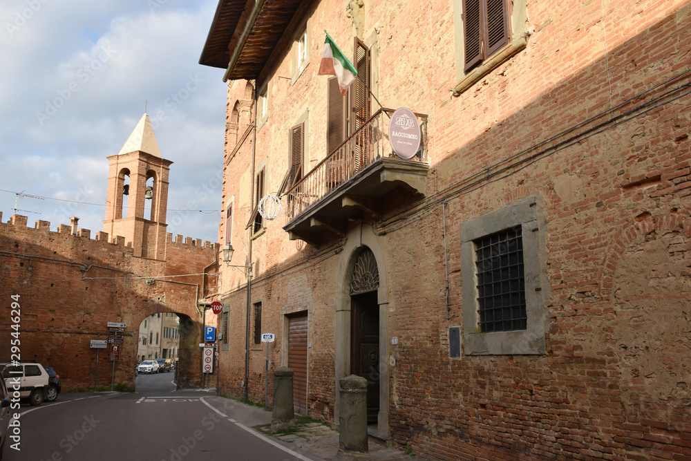 Palaia, porta medievale, Toscana - Tuscany