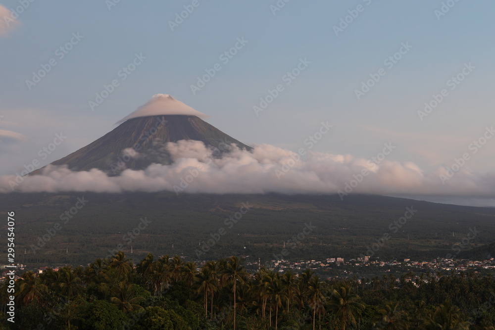 Fototapeta premium Vulkan Mayon