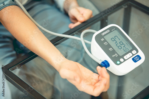 blood pressure test