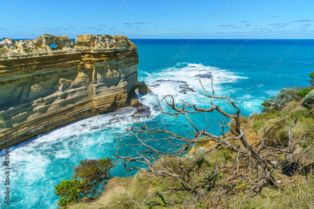 the razorback, port campbell national park, great ocean road, australia 11