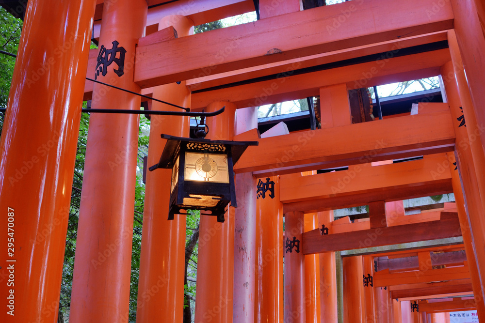 伏見稲荷の千本鳥居