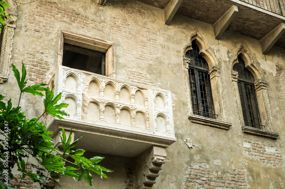 Dove Si Trova Il Balcone Di Giulietta E Romeo Il balcone della casa di Giulietta, di Giulietta e Romeo a Verona