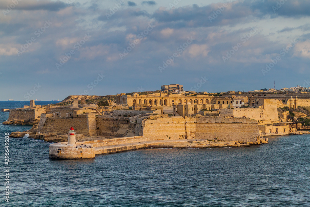 Fort Ricasoli, bastioned fort in Kalkara, Malta