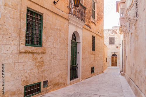 Narrow street in the fortified city Mdina in the Northern Region of Malta © Matyas Rehak