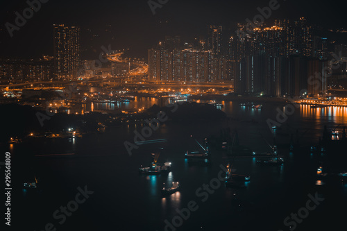 Hong Kong City at Night © YiuCheung