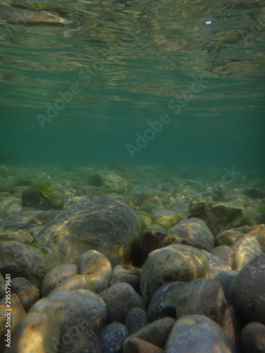 Wallpaper Mural steine unterwasser Torontodigital.ca