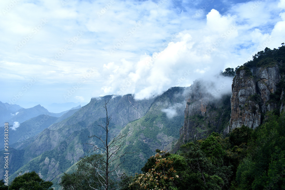 pillar rocks at kodaikanal 