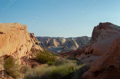 arches national park valley of fire desert © Nia