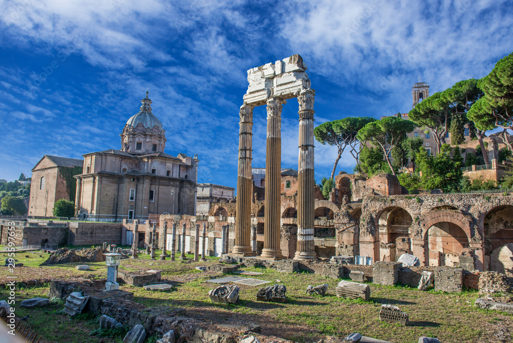 main attraction of Rome - Roman Forum