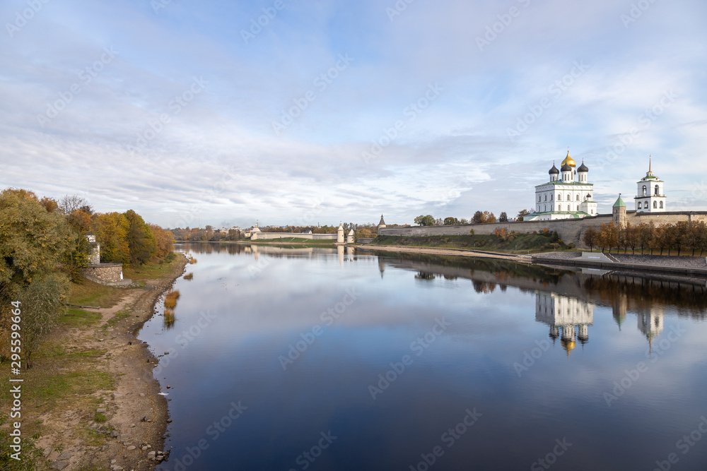 Bank of the Velikaya river. Pskov Kremlin. Trinity cathedral, Pskov, Russia Bank of the Velikaya river. Pskov Kremlin. Trinity cathedral, Pskov, Russia