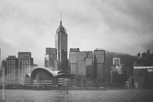 Canvas Print Hong Kong in Misty season